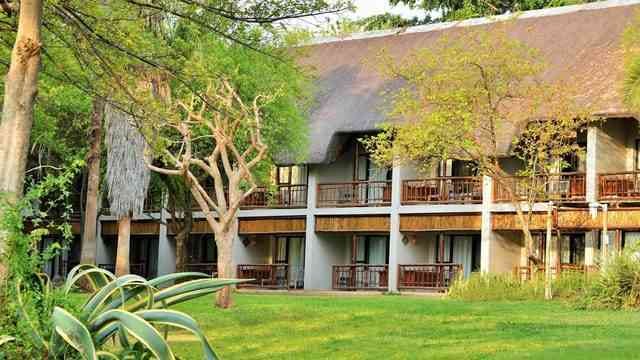 Mowana Safari Lodge Accommodation